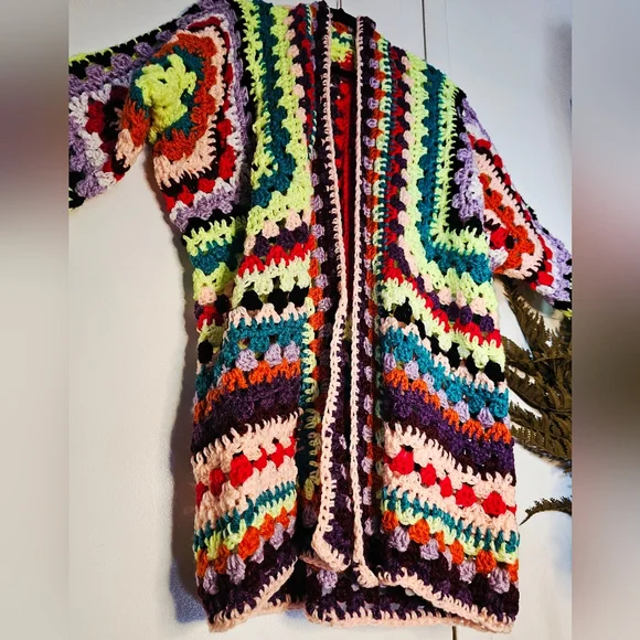 Handmade Crochet Maximalist Long Hex Square Granny Square Short Sleeve Cardigan - Picture 4 of 12